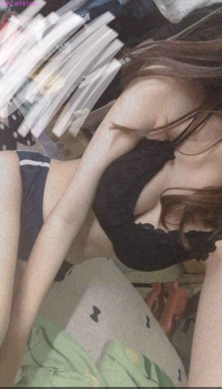 NACR-684 Vợ của sếp quyến rũ tôi bằng cách khoe bộ ngực khủng