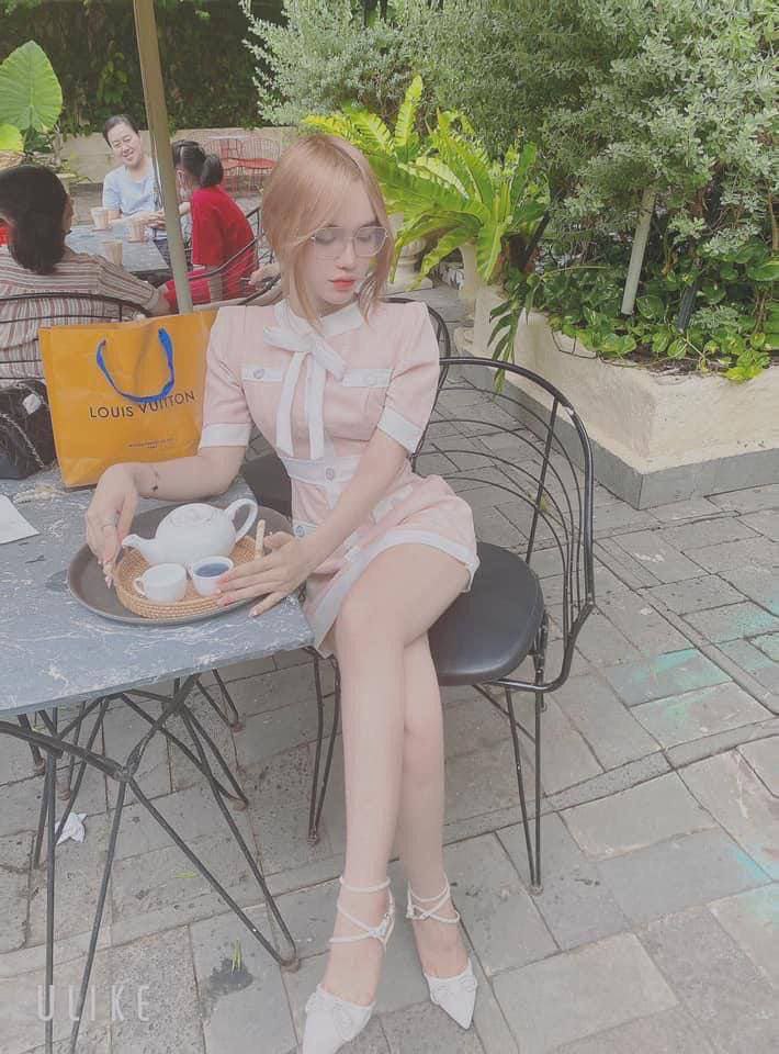 Em gái người yêu đánh thức con cặc to bự