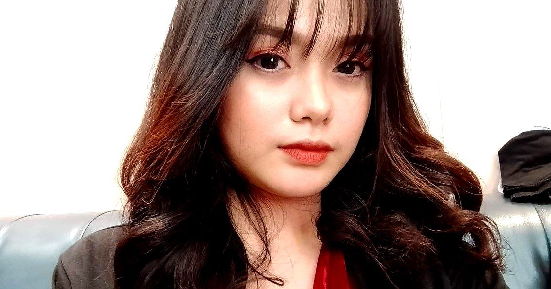 Thay bố chăm sóc lồn mẹ kế và chị gái